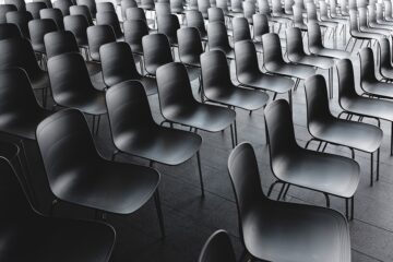 Van rechtenstudent tot bekende presentator: de bijzondere weg van Jort Kelder